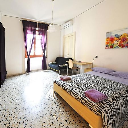 B&B Rossonapoletano Napoli ภายนอก รูปภาพ